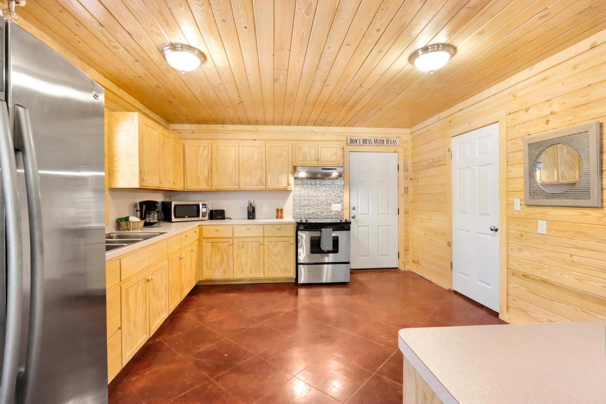 Wimberley Log Cabins Resort And Suites- The Oak Lodge Kültér fotó