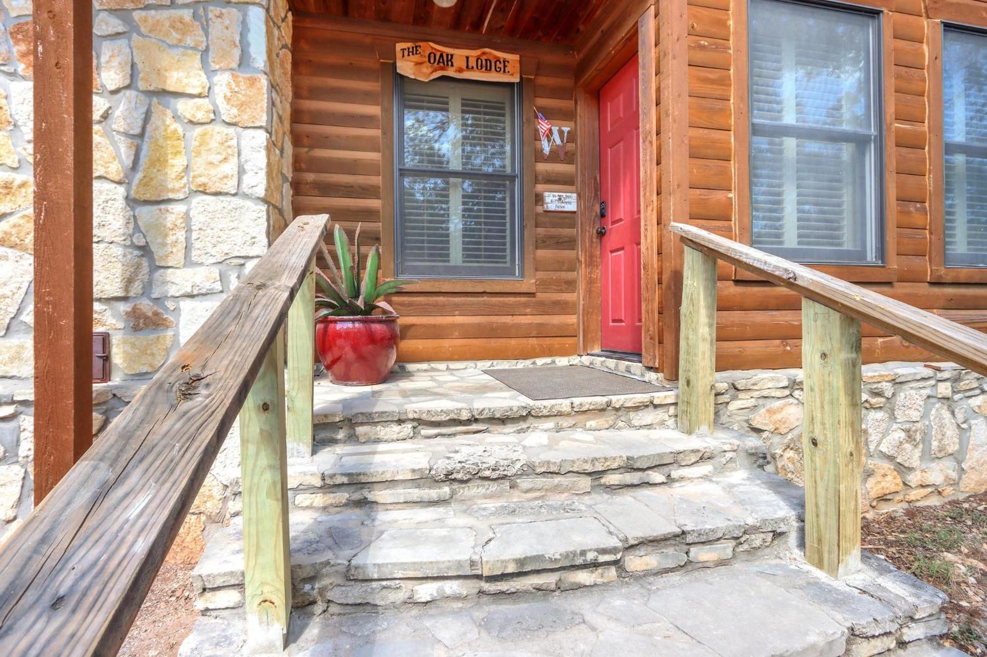 Wimberley Log Cabins Resort And Suites- The Oak Lodge Kültér fotó